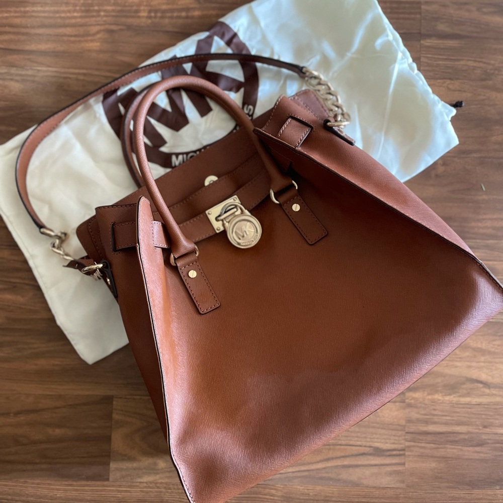 Michael Kors purse